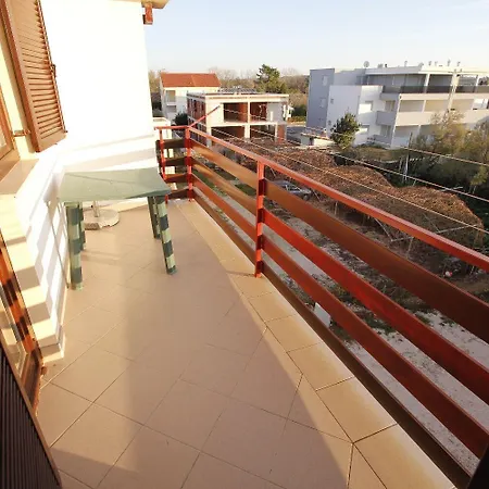 Apartments Oasis Nin Exterior photo